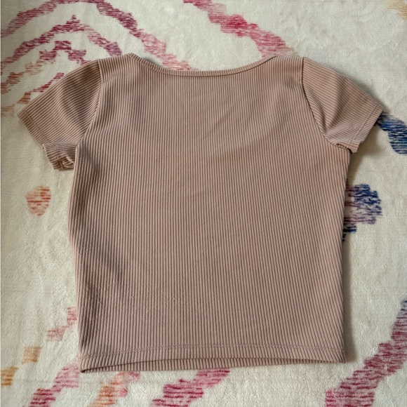 Hollister Cute Top - Picture 3 of 3